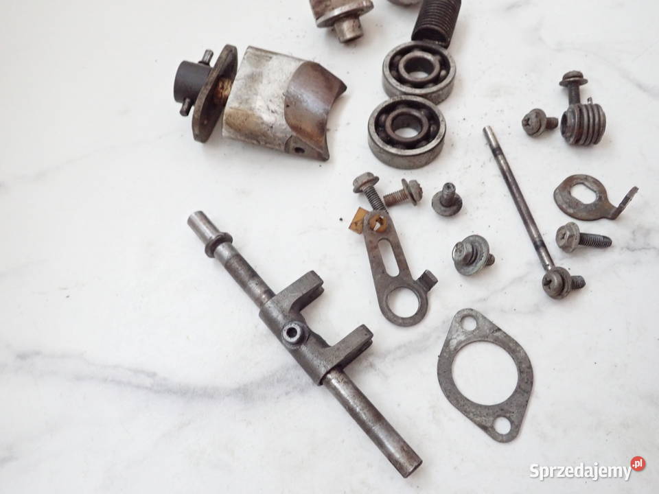 Komplet Zawory Zawór Wydechowy Suzuki RM 250 2T sprzedam