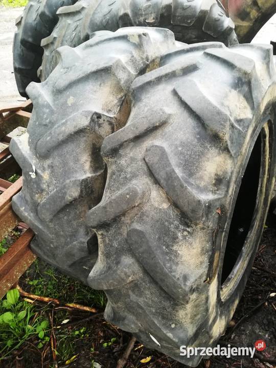 136 R 24 340 85 R 24 nieuszkodzony