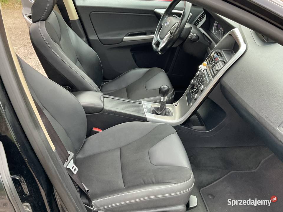 Volvo XC 60 24 l bezwypadkowy 299000km Warszawa