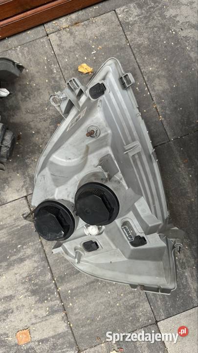 Lampy przód przednie Renault Master II 2 komplet Lampy przednie Dębica