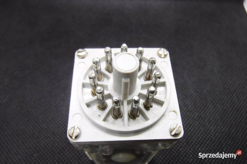 Przekaźnik R15 3PDT 10A 220V DC typ 151013221220 Otwock
