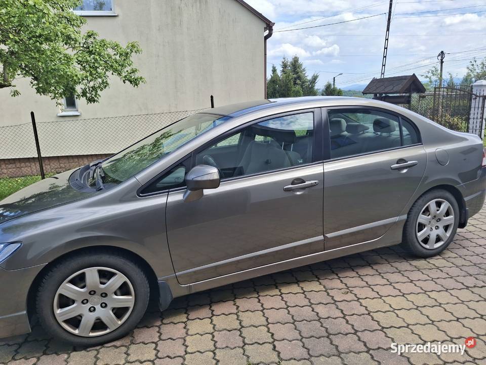 Honda Civic 18 Comfort beżowy