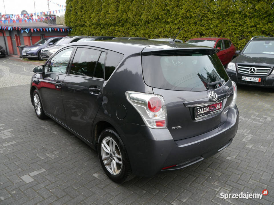 Toyota Verso 16d Panorama Dach Navi Kamera Częstochowa