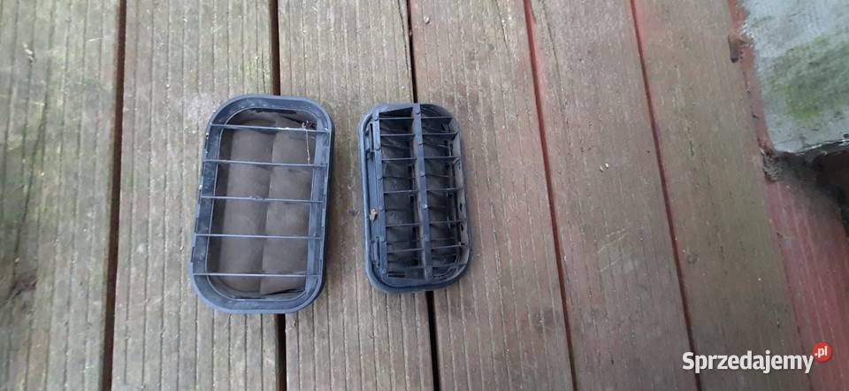 Audi A6 C4 KRATKA WENTYLACYJNA KOMPLET pomorskie