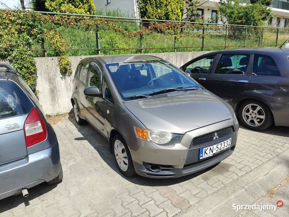 Mitsubishi Colt 2009 13 benzyna lifcie z benzyna Colt Colt Kraków