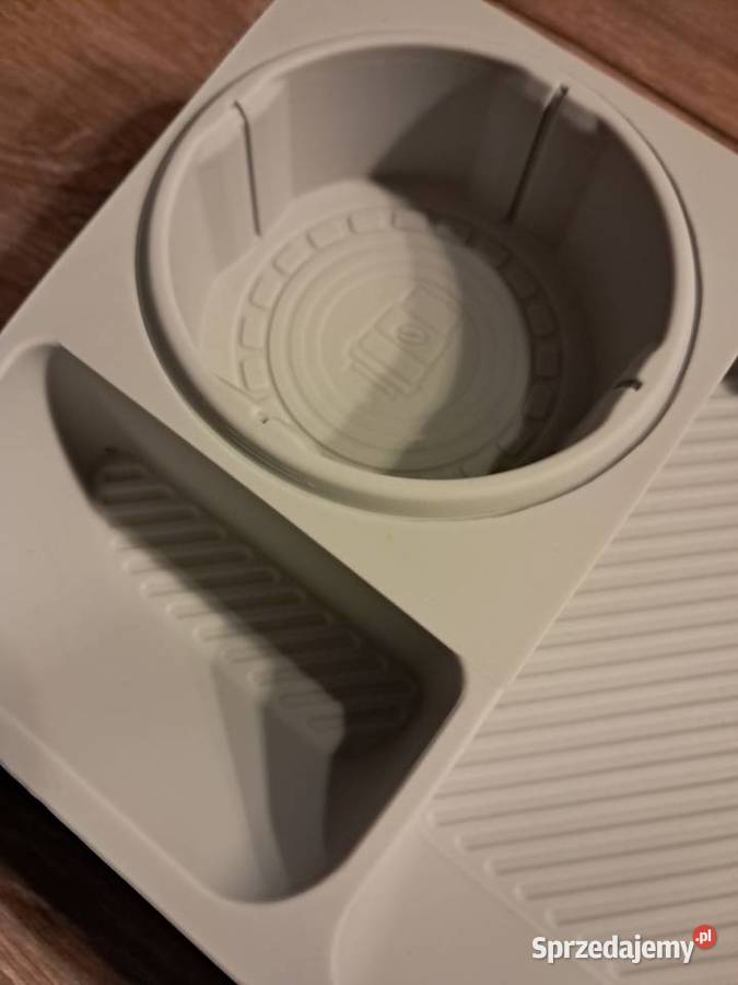 nowy silikonowy organizer do samochodu niestety Akcesoria samochodowe Sandomierz sprzedam