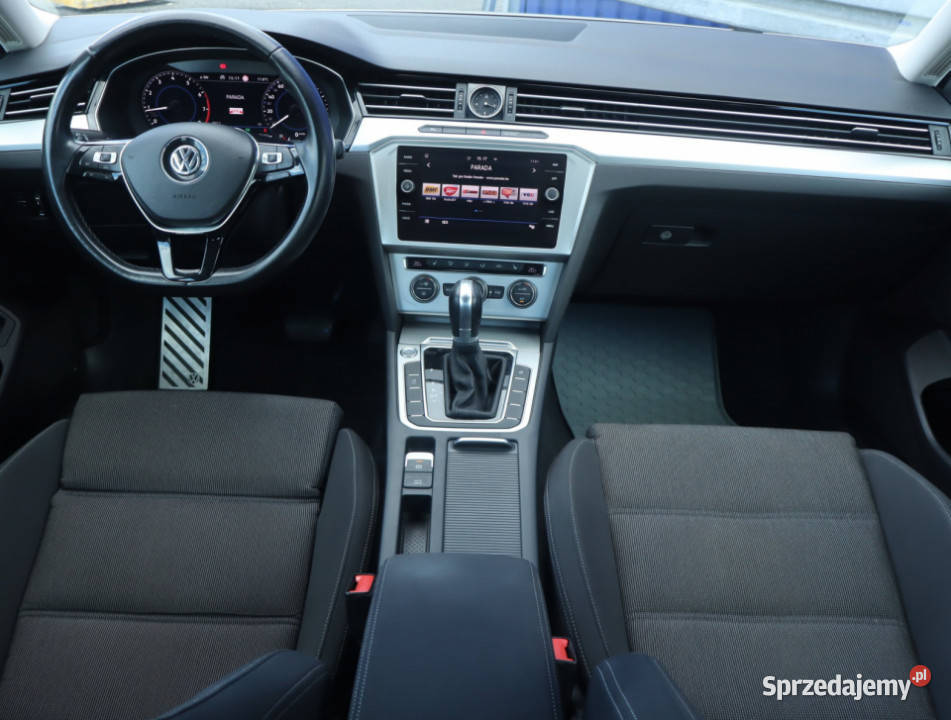 VW Passat 18 TSI Rok produkcji 2018 Łódź
