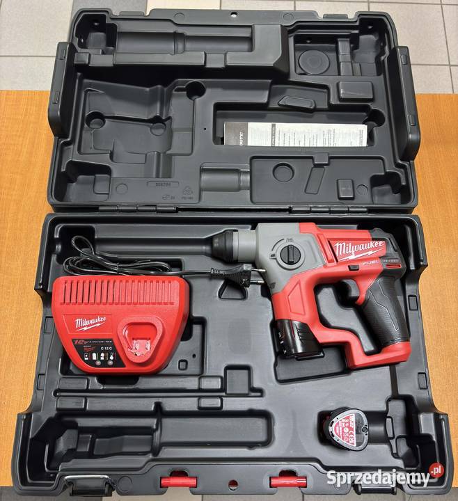 Młotowiertarka Milwaukee M12 CH202C FUEL Zestaw