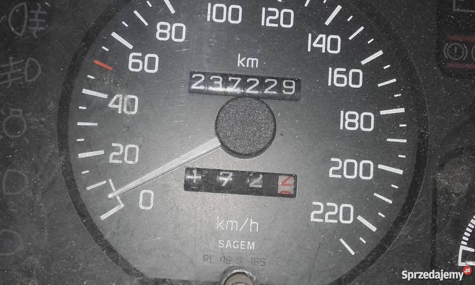 Renault 19 Czerwona strzała Sarnowo