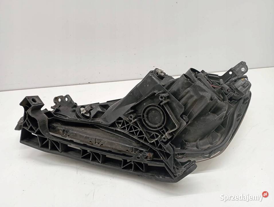 LAMPA PRZÓD PRAWA EUROPA Honda Jazz III 2008