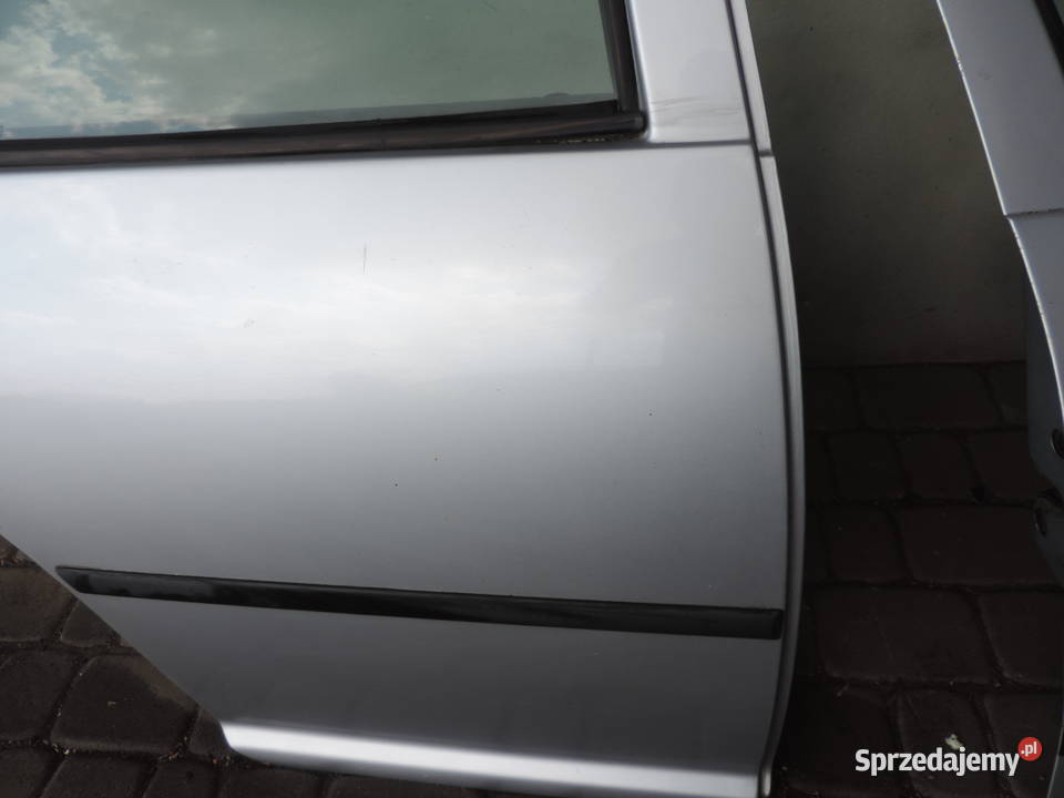 DRZWI PRAWY TYŁ VW BORA SEDAN LA7W sprzedam