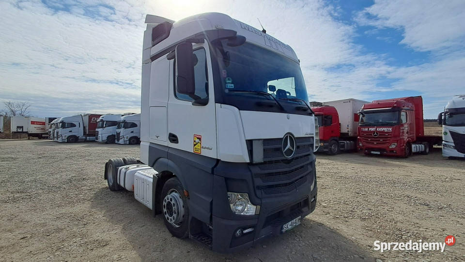 Mercedes Actros Komorniki