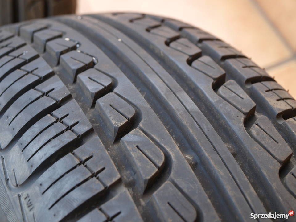 Opony Pirelli 175 60 14 lato 8 mm bieżnika 2 sprzedam