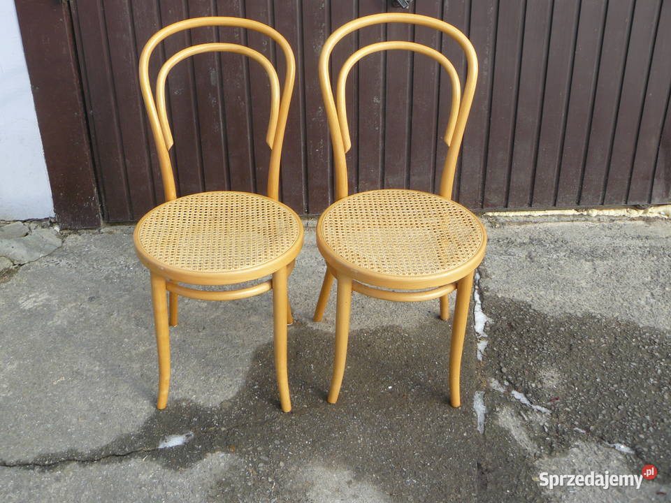 Stare krzesła gięte