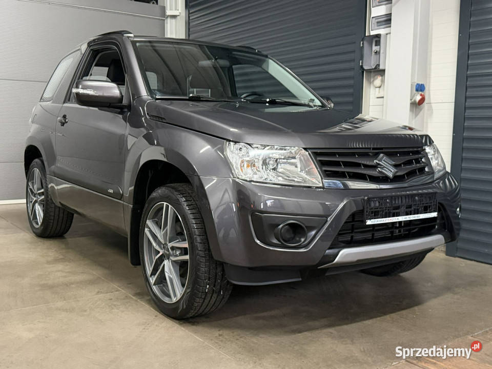 Suzuki Grand Vitara 4x4 Fabrycznie nowa 20tyśkm Chechło