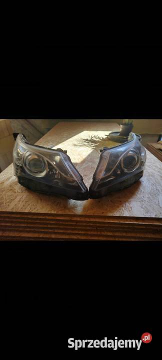 Lampy toyota Avensis t27 osobowe Lampy przednie opolskie Brzeg