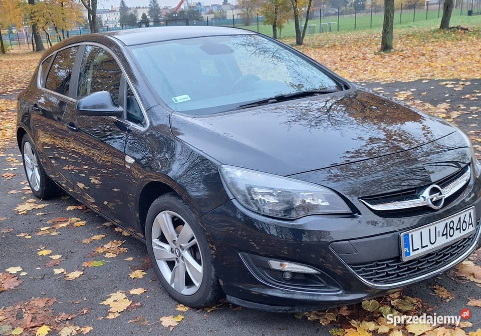 OPEL ASTRA 14 BENZYNA 2013 Rok produkcji 2013 Astra Łuków