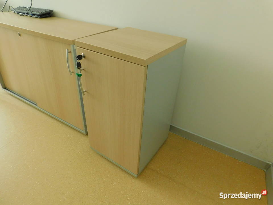 Syndyk sprzeda wyposazenie biura i ruchomości Biuro Warszawa