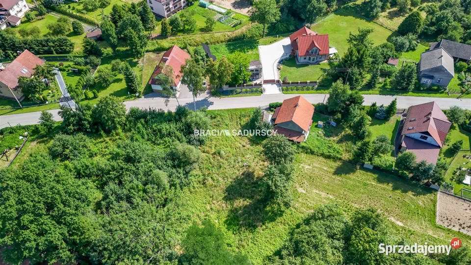 Grunt 1169m2 Pozowice sprzedam