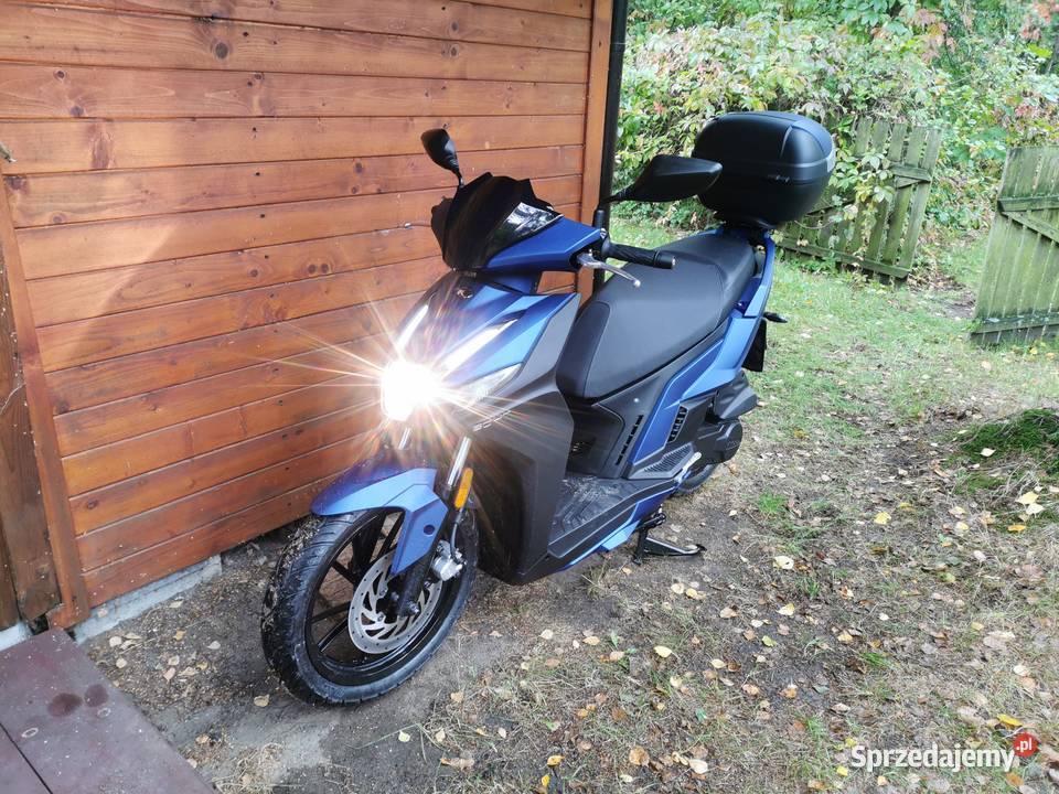 Sprzedam SKuter KYMCO Agility S50i 4T z kufrem mat łódzkie Łódź