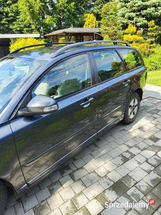 VOLVO V50 Rdesign 16 DIESEL 109 2010 ok 310 000 sprzedam