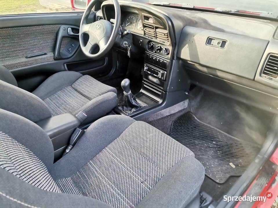 Hyundai SCoupe coupe 1 gen