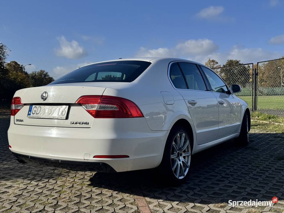 Skoda Superb 16 TDI 2013 r 137 Biała Gdańsk