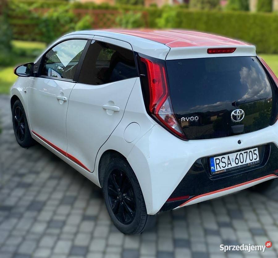 TOYOTA AYGO XPLAY EDITION Sanok