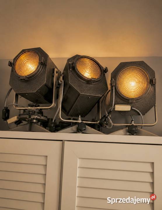 Lampa reflektor teatralny PRL Vintage loft Lampy Poznań