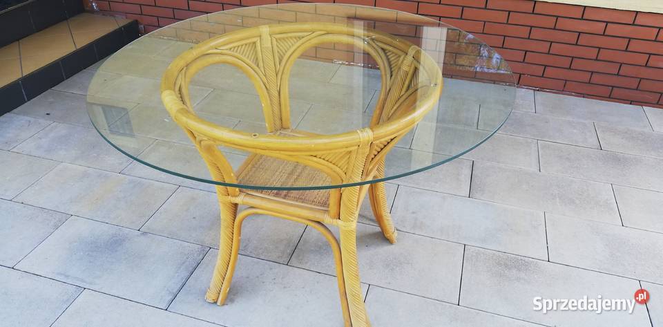Stół rattanowy okrągły ze szklanym blatem na Garwolin