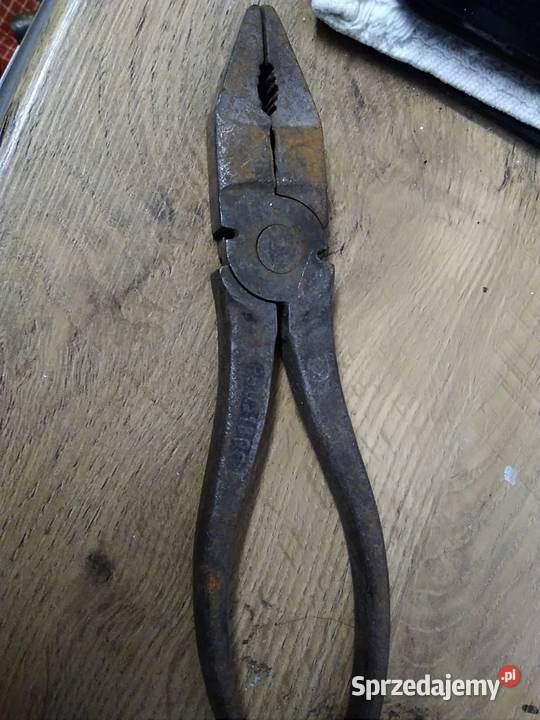 Dwie sztuki starych zabytkowych Cęgów Kombinerek Słupsk