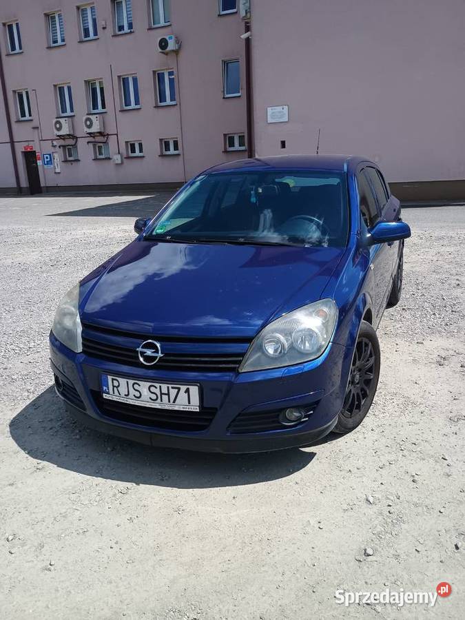 Opel Astra h Święcany