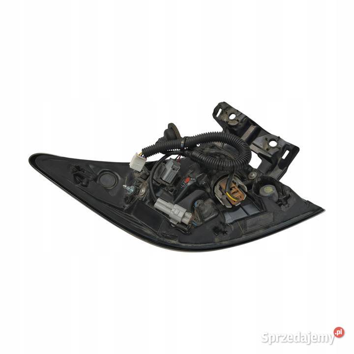 LAMPA PRAWA Toyota Corolla E21 HTB TYLNIA TYLNA Lampy tylne Chełm sprzedam