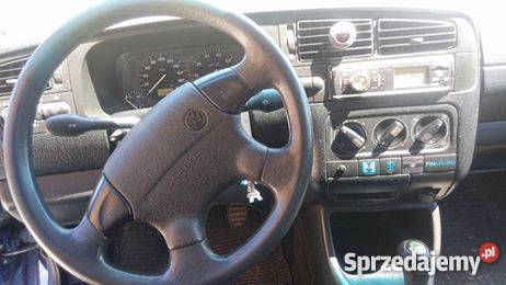 WV GOLF III 16 kat PINK FLOYD manualna