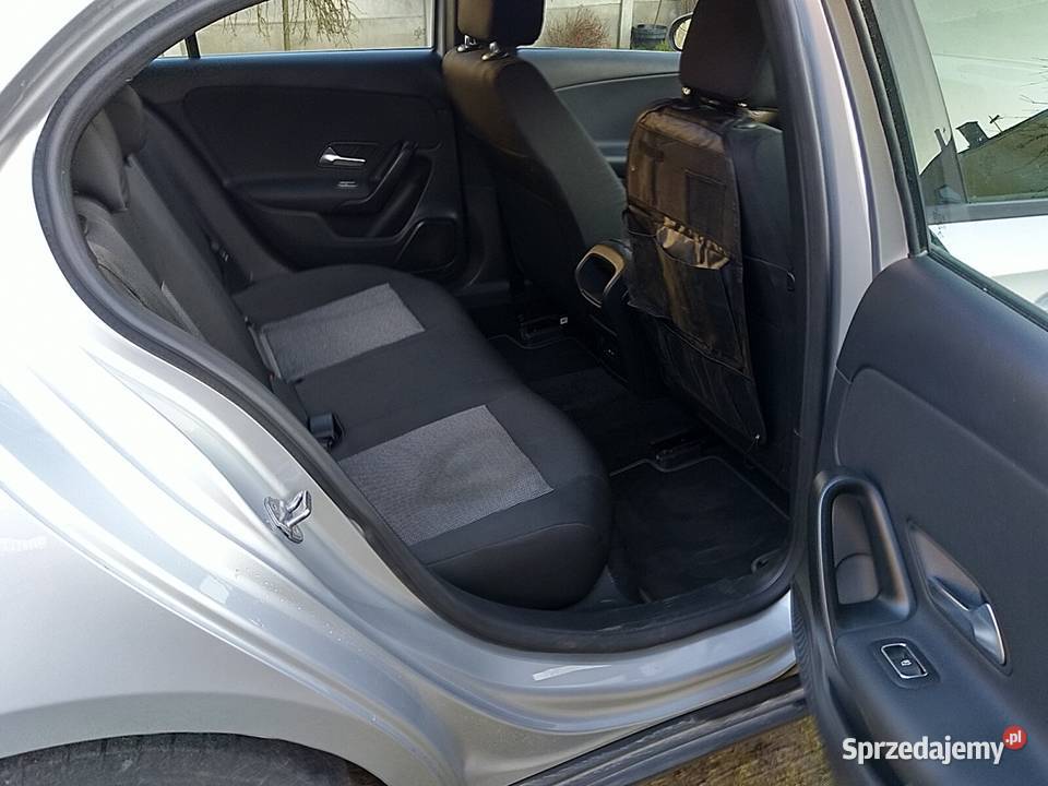 MercedesBenz Klasa A180d7GDCT Piątek