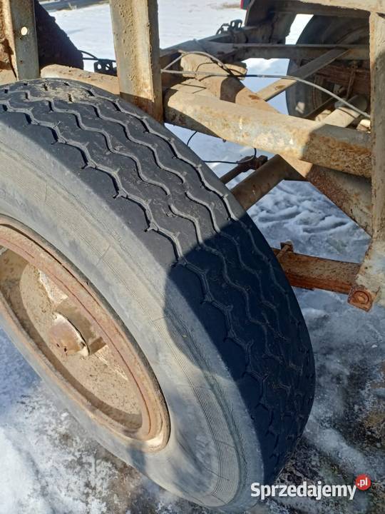 Przyczepa d47 nieuszkodzony Przyczepy rolnicze Lipsko