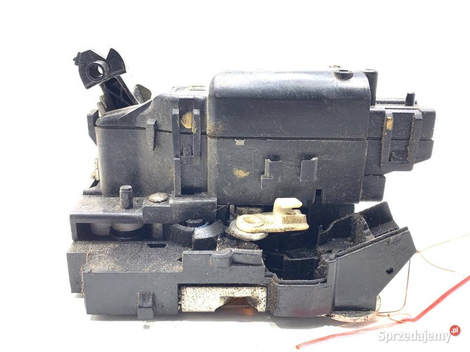 ZAMEK DRZWI PRAWY PRZÓD DACIA DOKKER Minivan