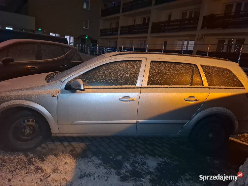 syndyk sprzeda Opla Astrę III 17 CDTI diesel Astra