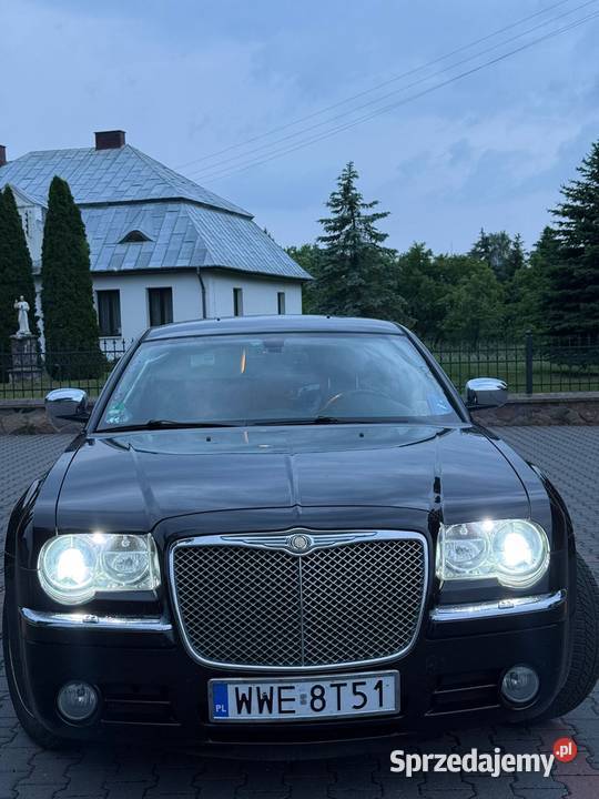 Chrysler 300c touring AWD 35 lpg możliwa zamiana radio Liw