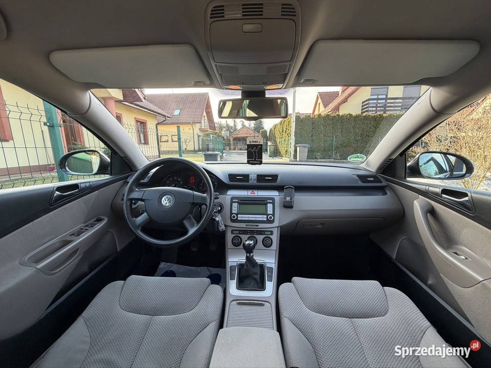 Volkswagen Passat B6 Benzyna z Nemec Kraków sprzedam