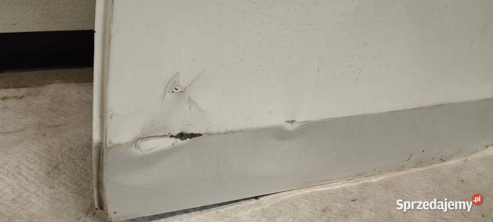 Audi a4 B8 kombi 0715 drzwi lewy tył tylne osobowe Bielsko-Biała