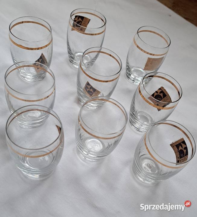 Kieliszki PRL małe 9 sztuk Brzesko sprzedam