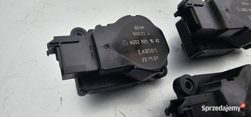 Silniczek nagrzewnicy mercedes w203 w209 Zbąszyń