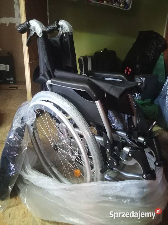 sprzedam wózek inwalidzki nowy Mrocza