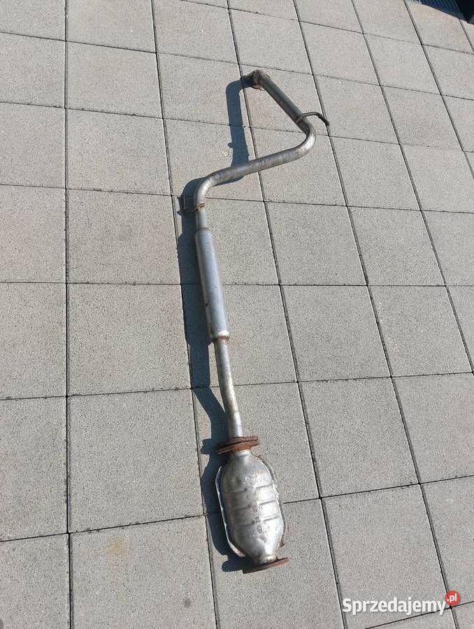 Tłumik środkowy Toyota Celica V 16 Kłobuck sprzedam
