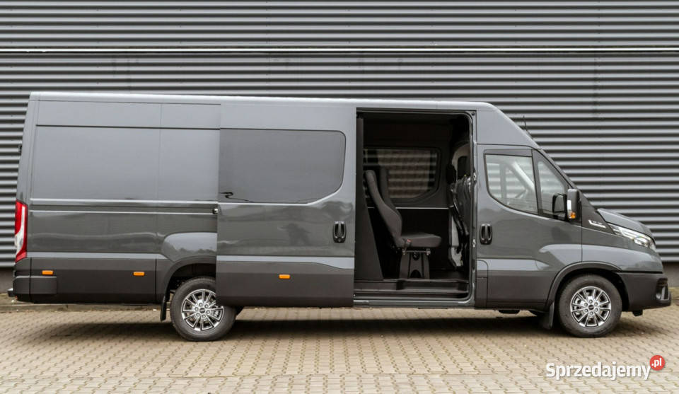 Iveco Daily 35S18 H L4H2 16M3 7osob Brygadowy Samochody dostawcze zachodniopomorskie sprzedam