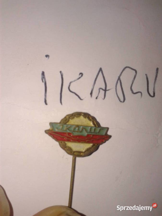 Ikarus logo przypinka na odziez lata 60te xx w Pozostałe
