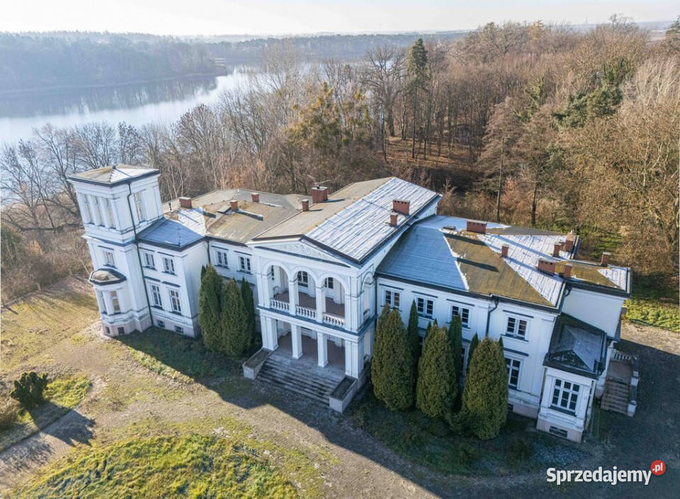 PAŁAC JEZIOREM 4 HA GOTOWY DO ARANŻACJI Lubstów sprzedam