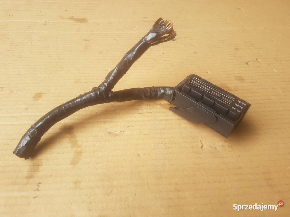 Suzuki Ignis MH 0410 kabel kostka do komputera