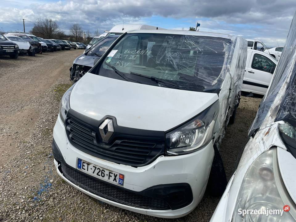 RENAULT Trafic III 16 DCi 125 9 miejsc ET726 dolnośląskie Wrocław